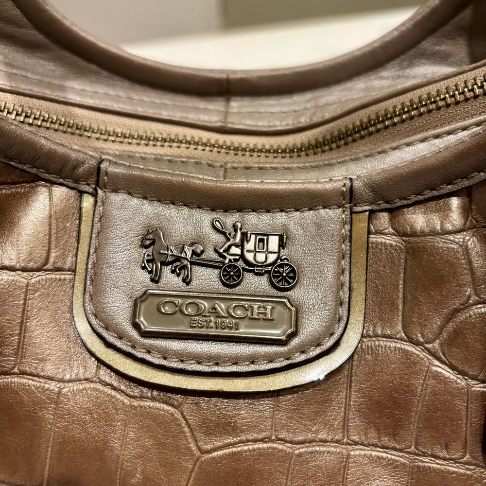 Coach Madison Abigail Tote Taupe Embossed Croc - Picture 4 of 8